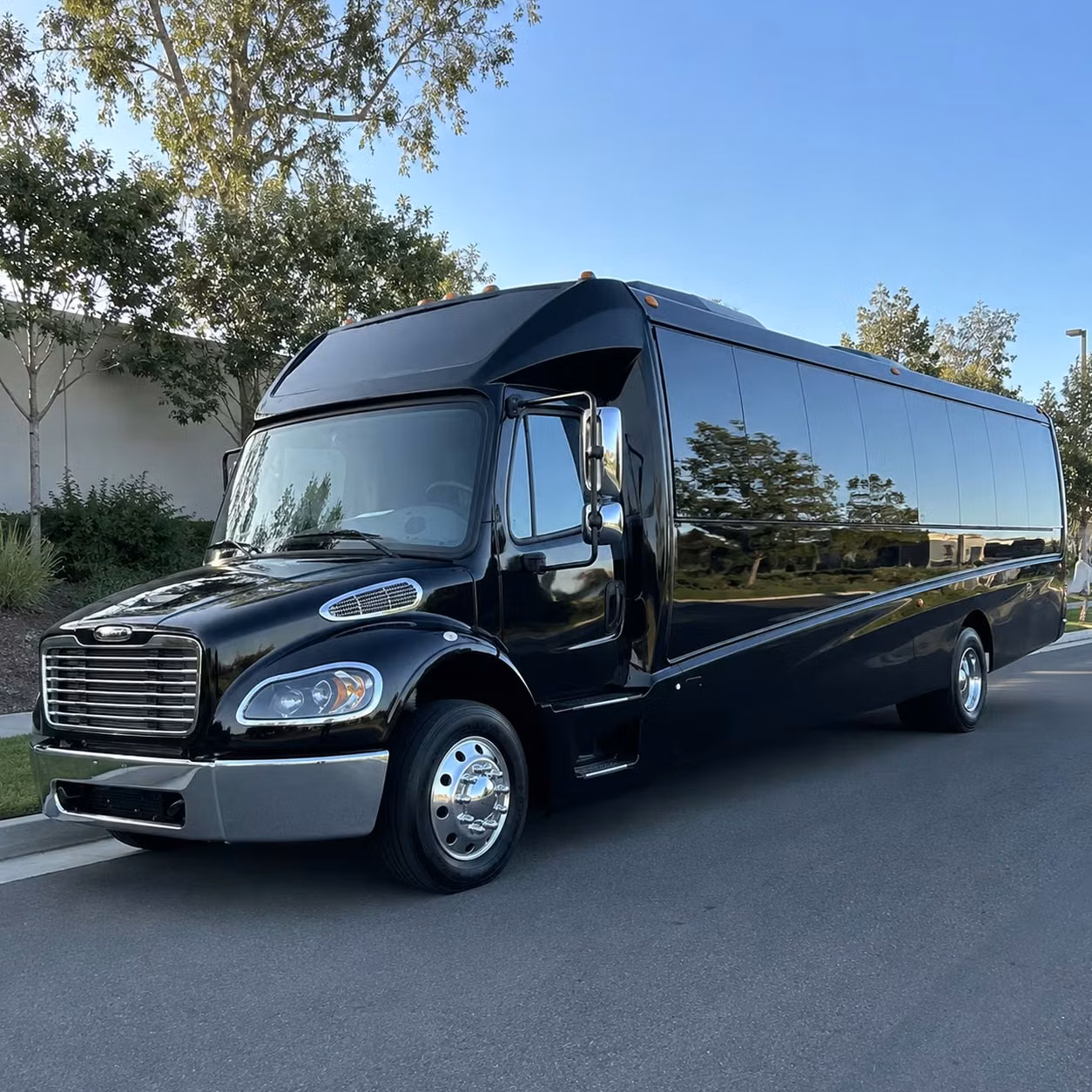 cranston 25 passenger minibus rental